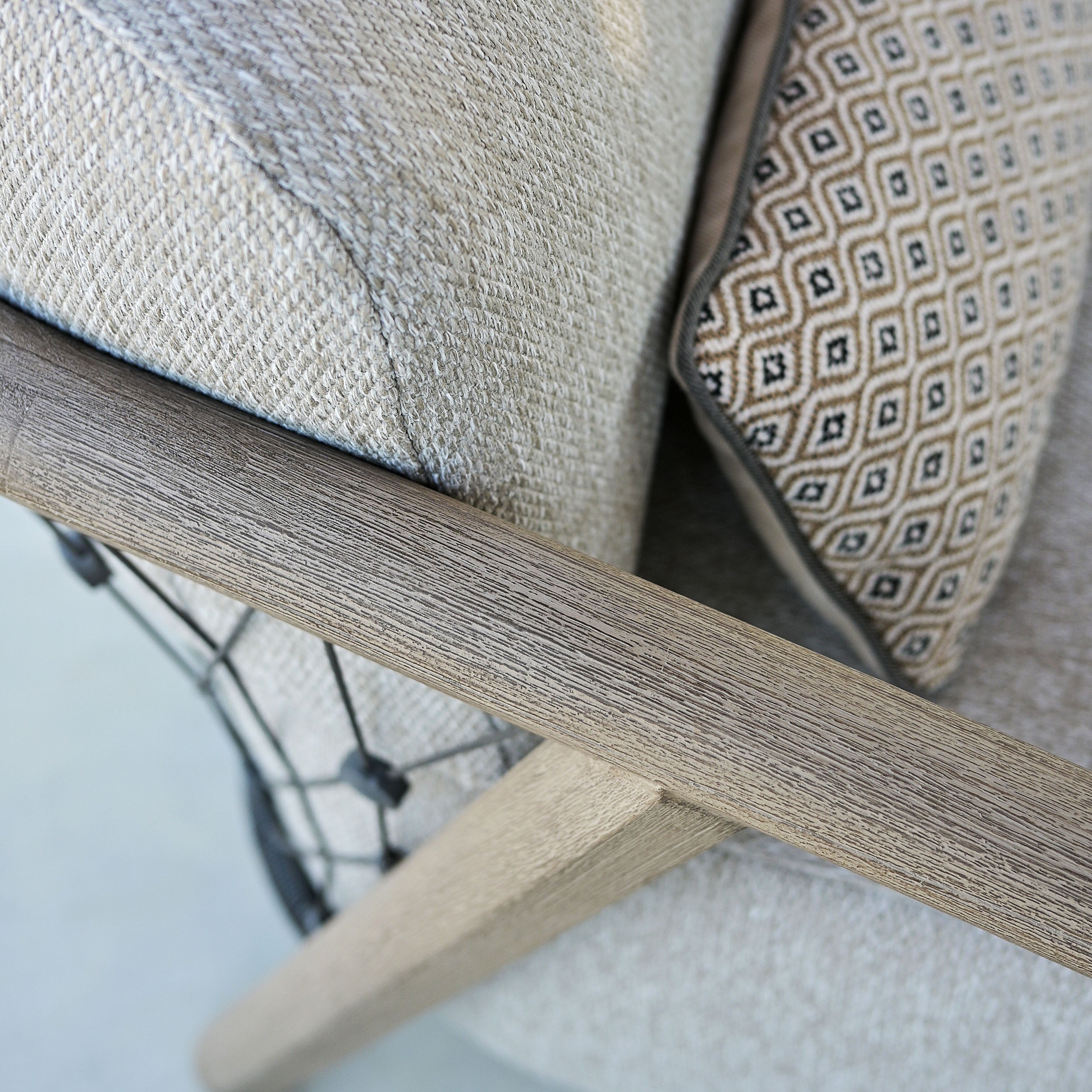 Chester Loveseat