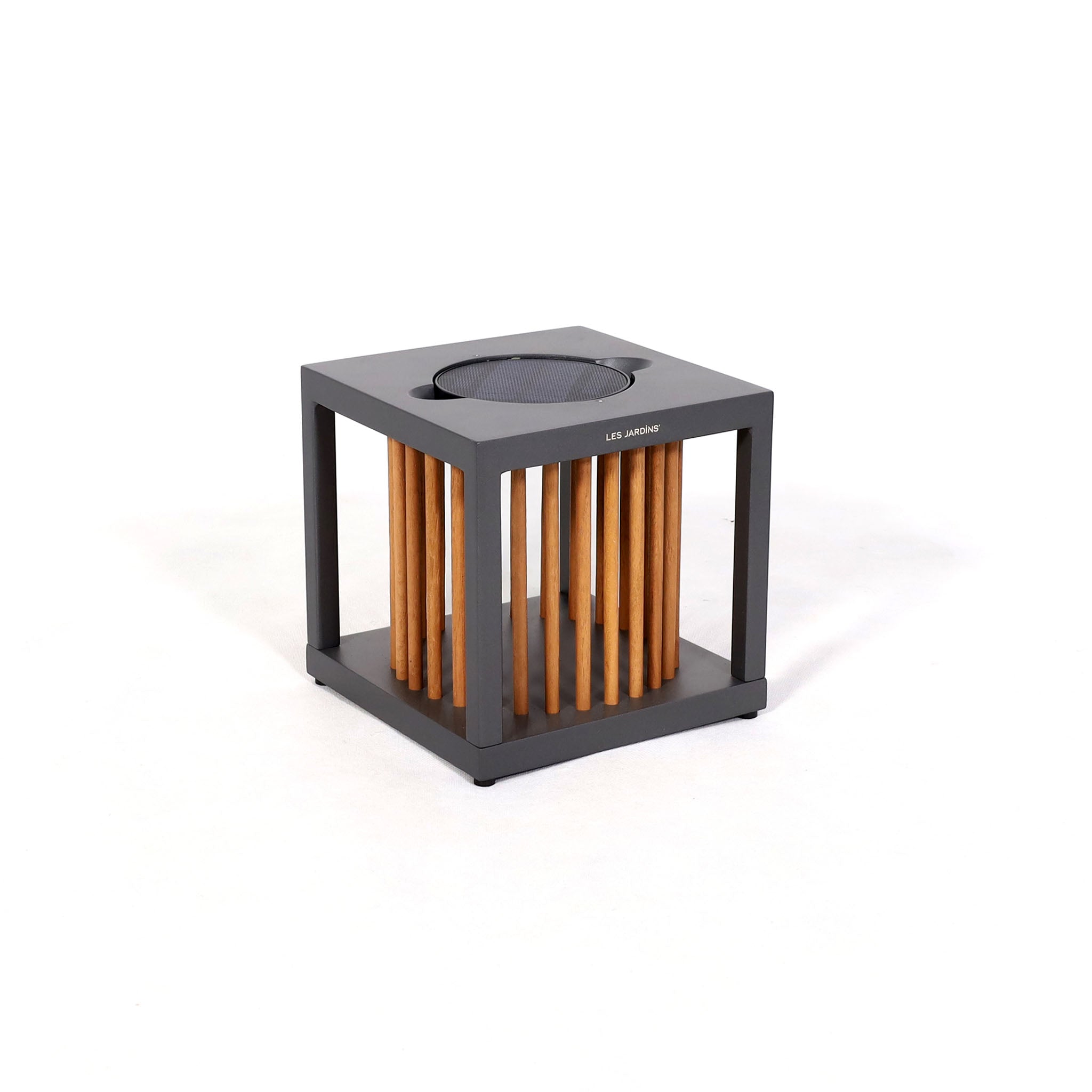 Inka Table Lamp by les jardins