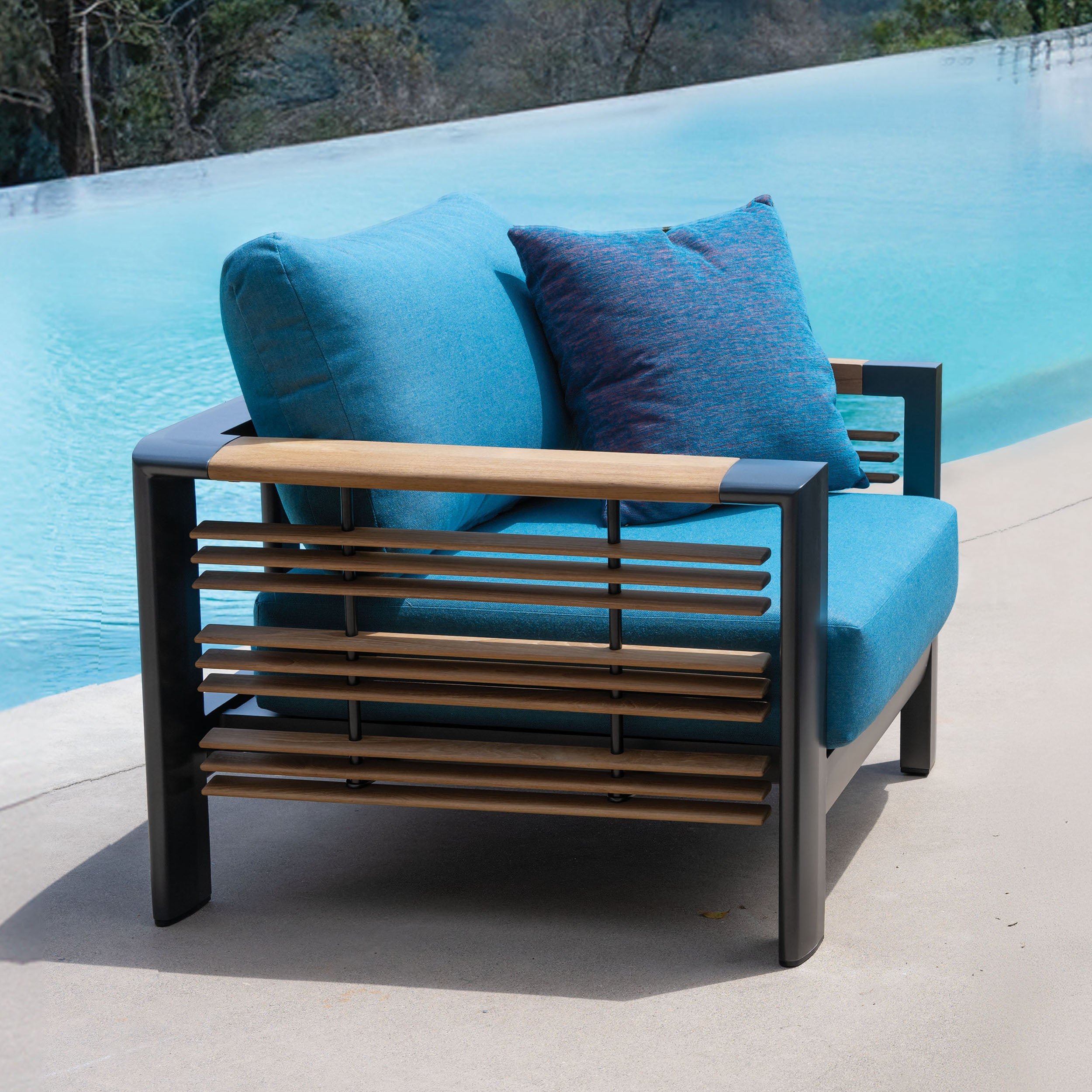 ST. BART Club Chair